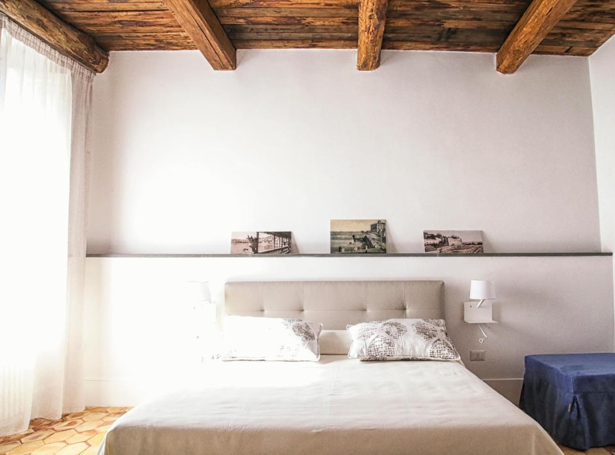 Residenza Ucci Ali Vila Crotone Exterior foto